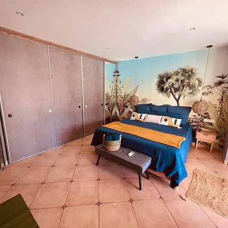 Spacieuse Avec Pisicne Privat bolig
